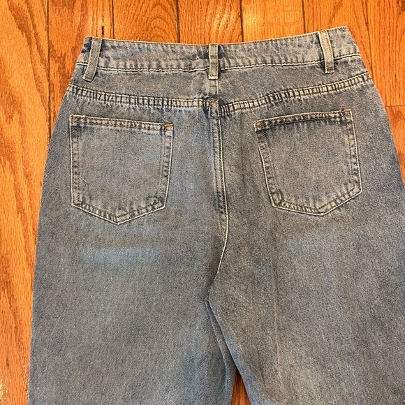 Y2K Vintage Inspired Bell Bottom Jeans - Picture 4 of 5